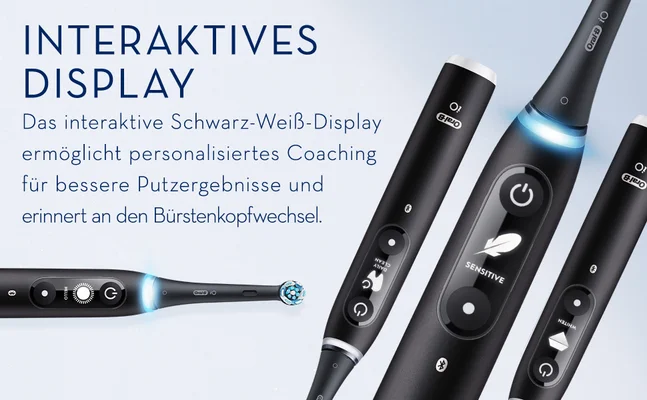 A close-up of several black Oral-B iO electric toothbrushes and descriptive text that reads INTERAKTIVES DISPLAY Das interaktive Schwarz-Weiß-Display ermöglicht personalisiertes Coaching für bessere Putzergebnisse und erinnert an den Bürstenkopfwechsel.