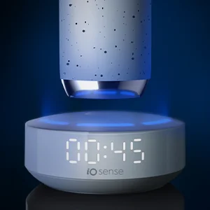 Oral-B iO Sense Ladestation mit digitaler Anzeige der Putzzeit und Ladezustand der Zahnbürste.