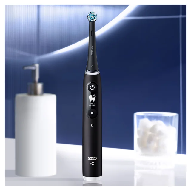 Oral-B iO 6 Elektrische Zahnbürste, Reiseetui, black lava